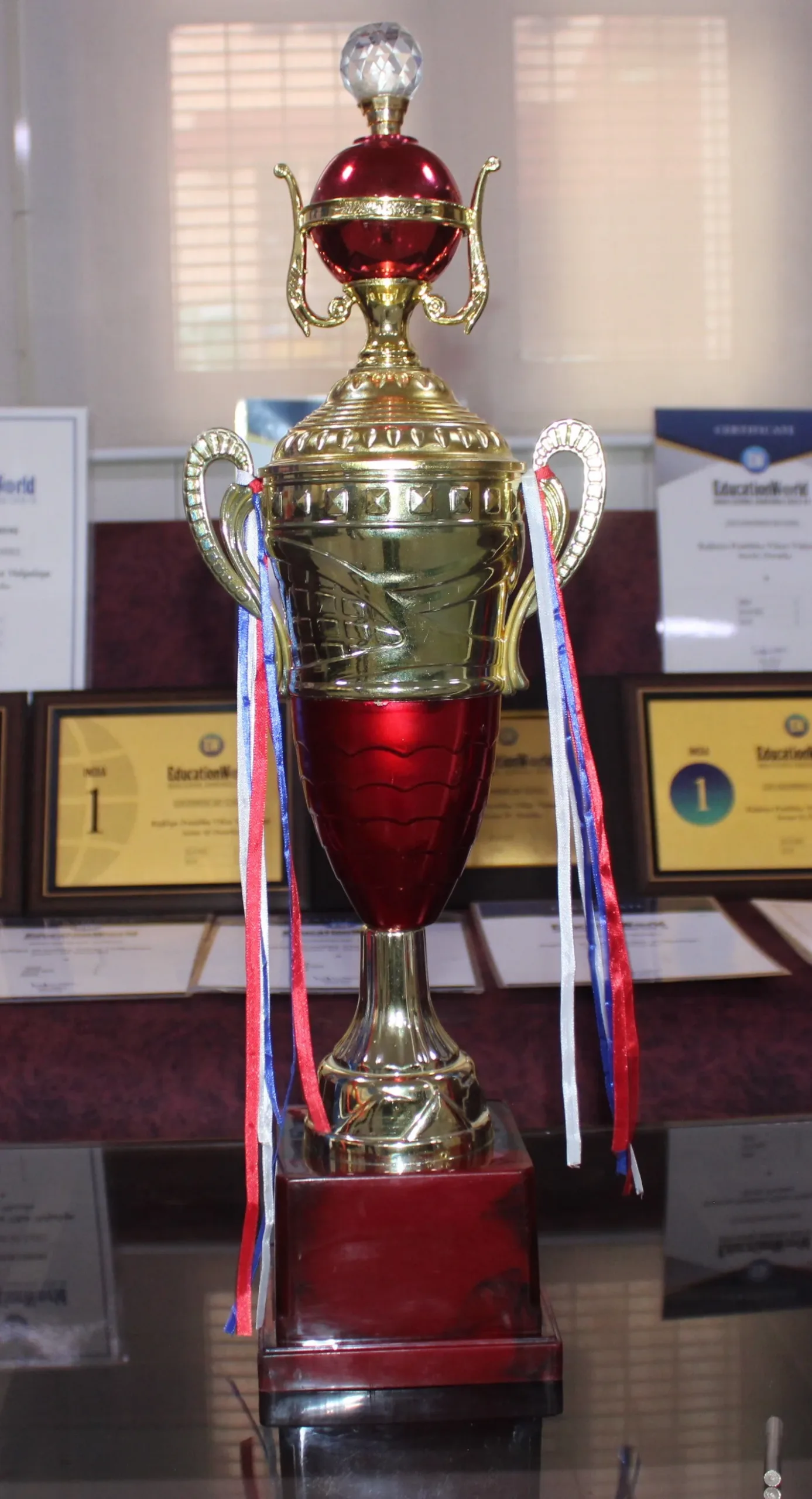 Trophy-And-Awards Trophy-And-Awards